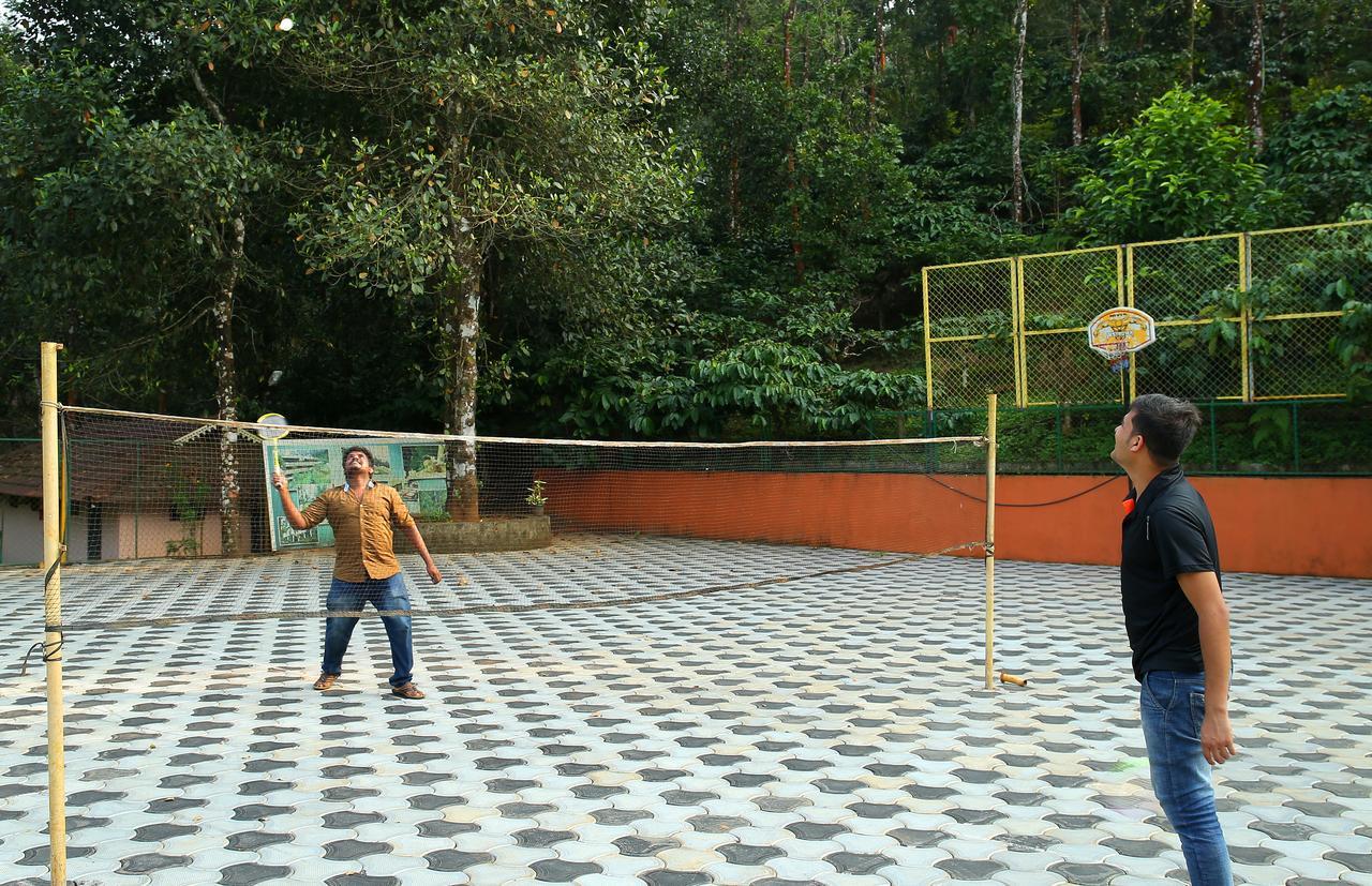 Peter'S Coffee Creek Nature Resort Meppādi Exteriör bild